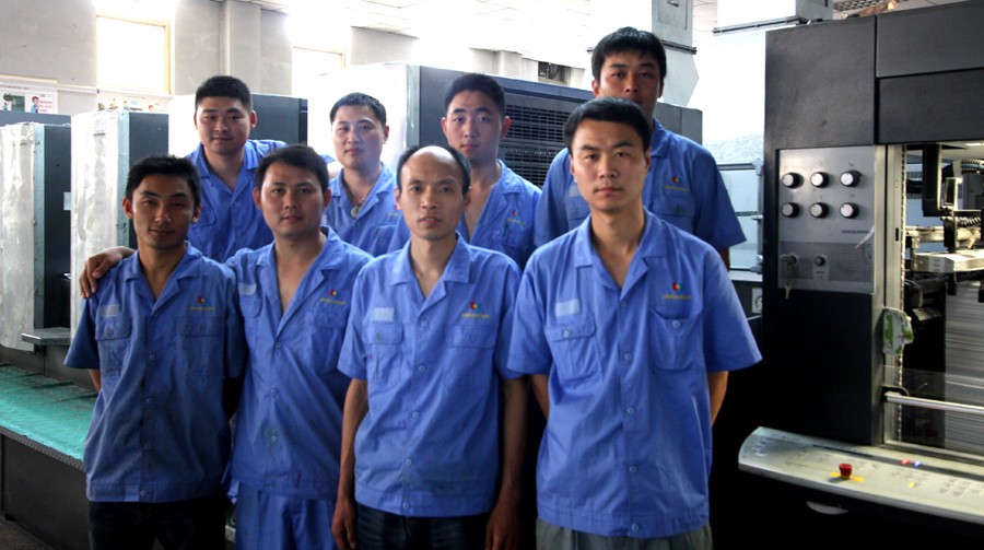 新華印刷物流集團(tuán)海德堡CX102班組 贏得“工人先鋒號”榮譽稱號 新華印刷物流集團(tuán)海德堡CX102班組 贏得“工人先鋒號”榮譽稱號